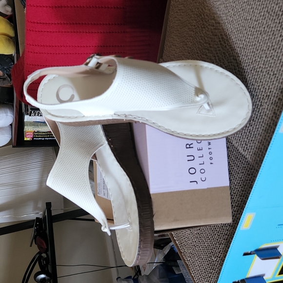 Journey Collection Wedge Sandal - Picture 1 of 3